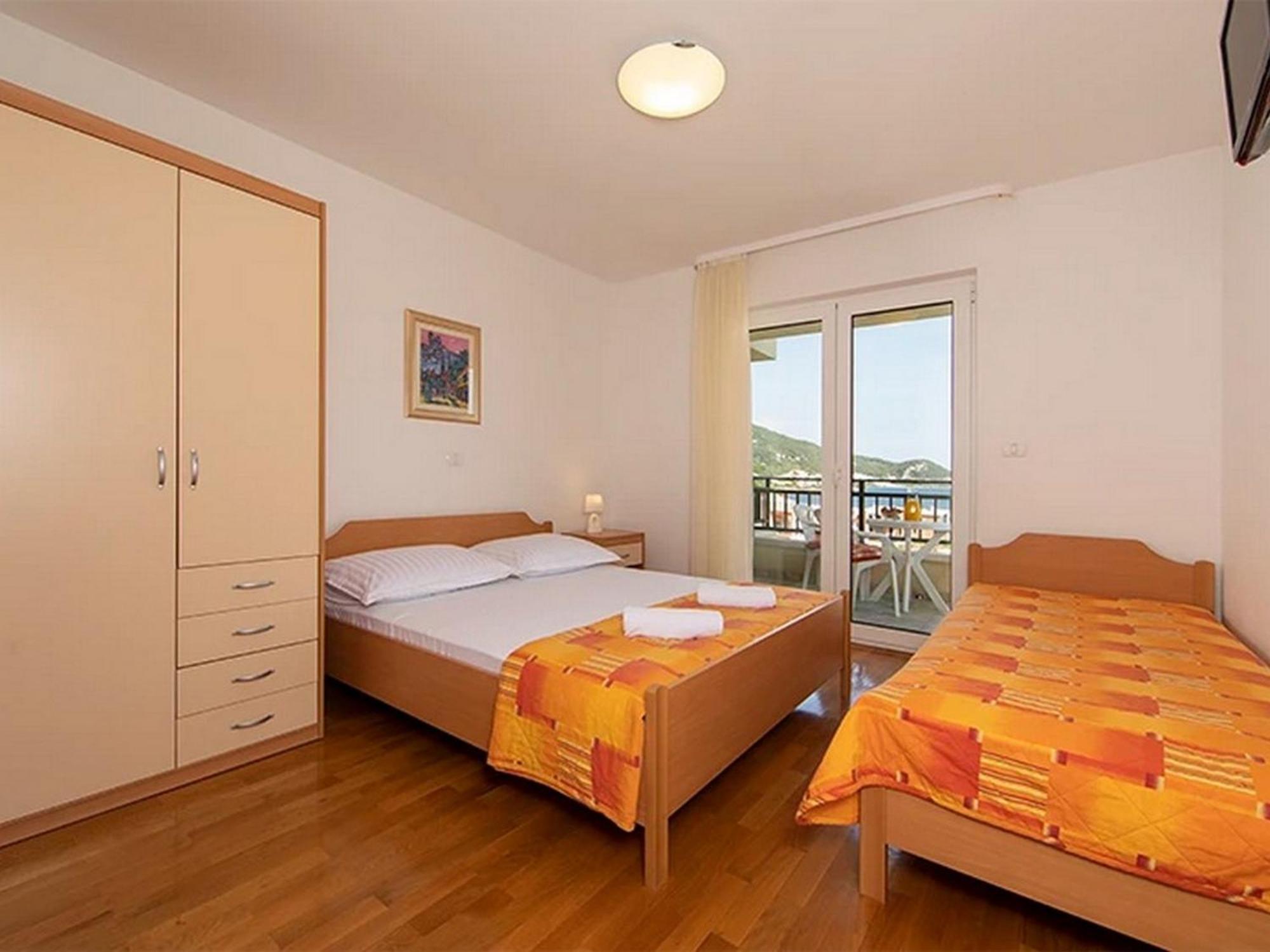 Apartments By The Sea Igrane, Makarska - 17292 Zewnętrze zdjęcie