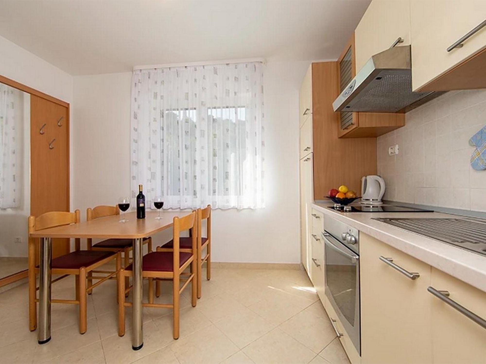 Apartments By The Sea Igrane, Makarska - 17292 Pokój zdjęcie